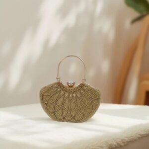 Moonrise Grace (Golden)